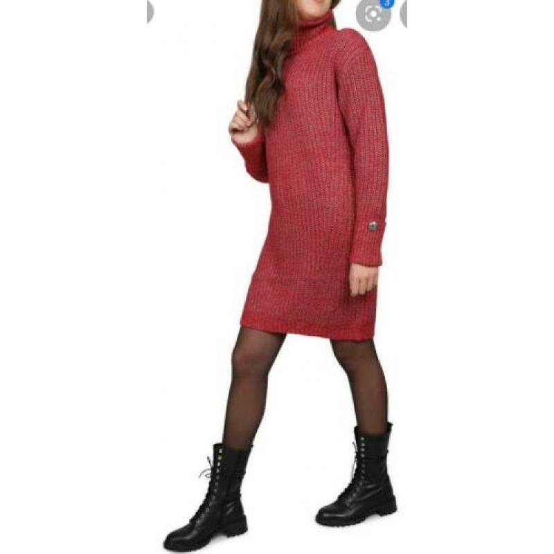 Oversized trui / jurk van Nikkie!