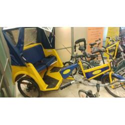 Diverse tandems in verschillende uitvoeringen + Riksja