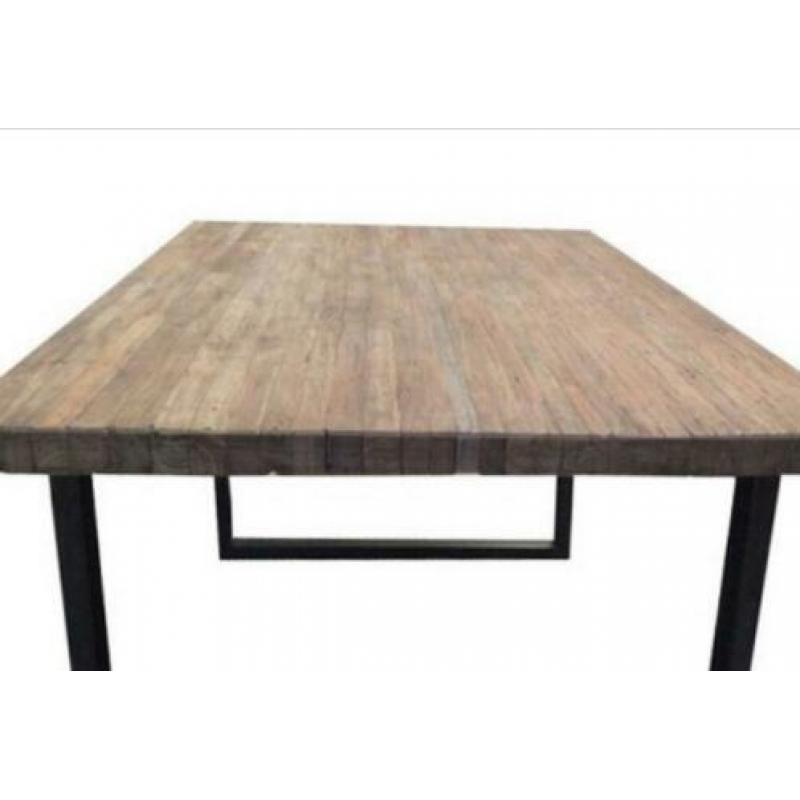 Nieuwe eettafel boothout 2x1 gratis thuisbezorgd