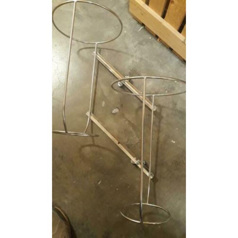 2 fenderhouders voor 4 fenders van 25 cm doorsnee
