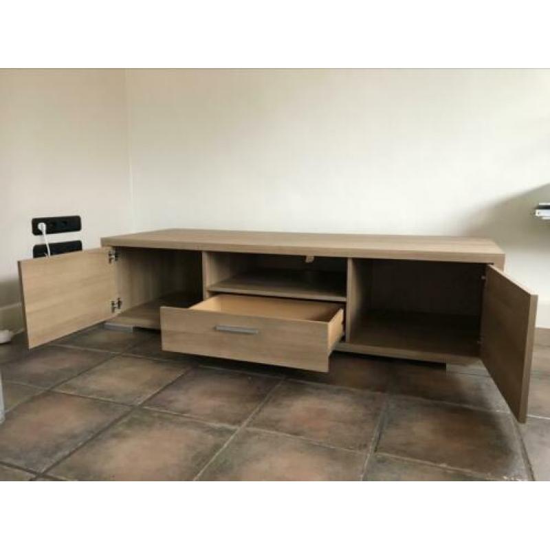 Complete inboedel woonkamer, kast salontafel en tv kast