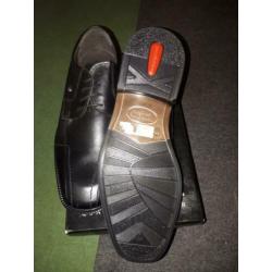Herenschoenen nieuw m44 Kleur zwart merk starc