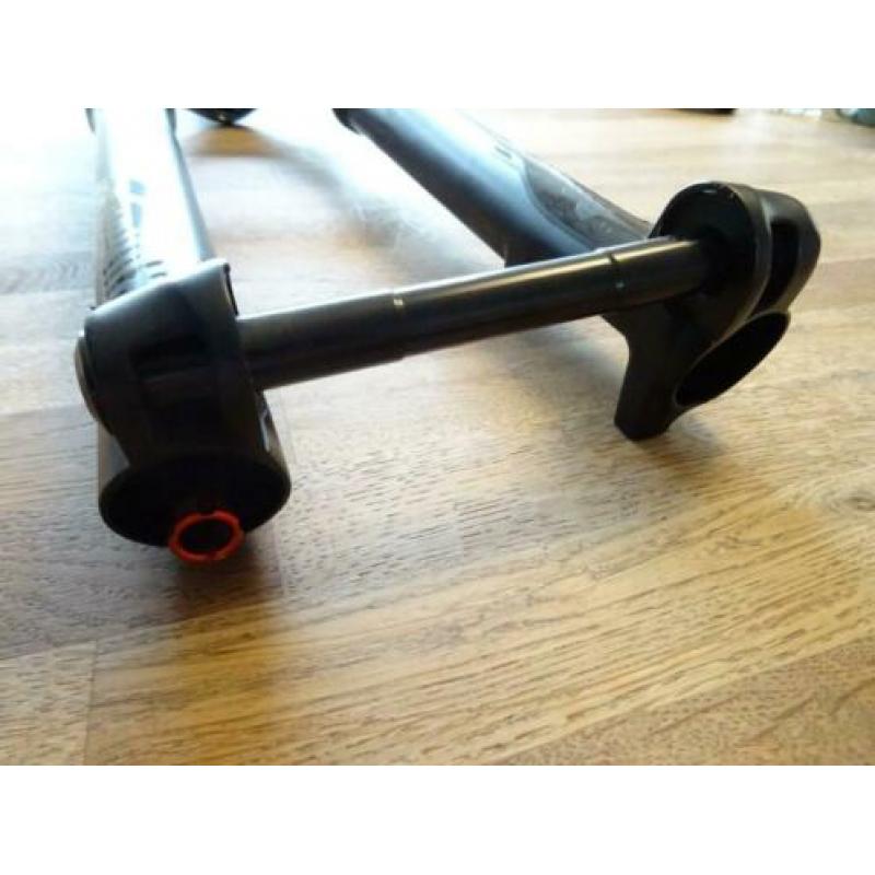 Voorvork Rockshox Reba RL 29 inch BOOST met lockout