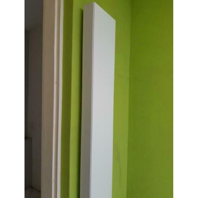 Design radiator wit (gladde voorplaat)