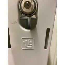 zeer nette partij radiatoren in allerlei maten