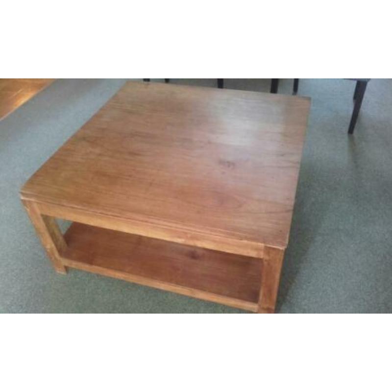 Robuuste salontafel