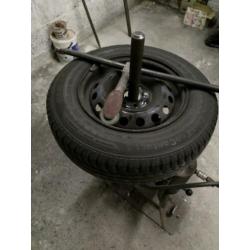 banden de en montage apparaat duqesne m34 handmatig