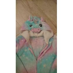 CARNAVAL LEUKE ONESIE. Eenhoorn maat S/M