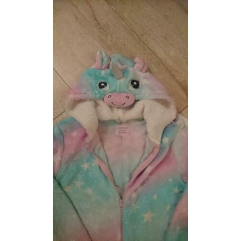 CARNAVAL LEUKE ONESIE. Eenhoorn maat S/M