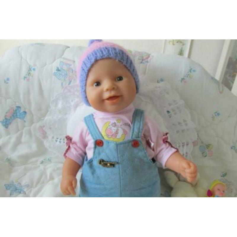 Schattig lachebekje van Zapf 36cm