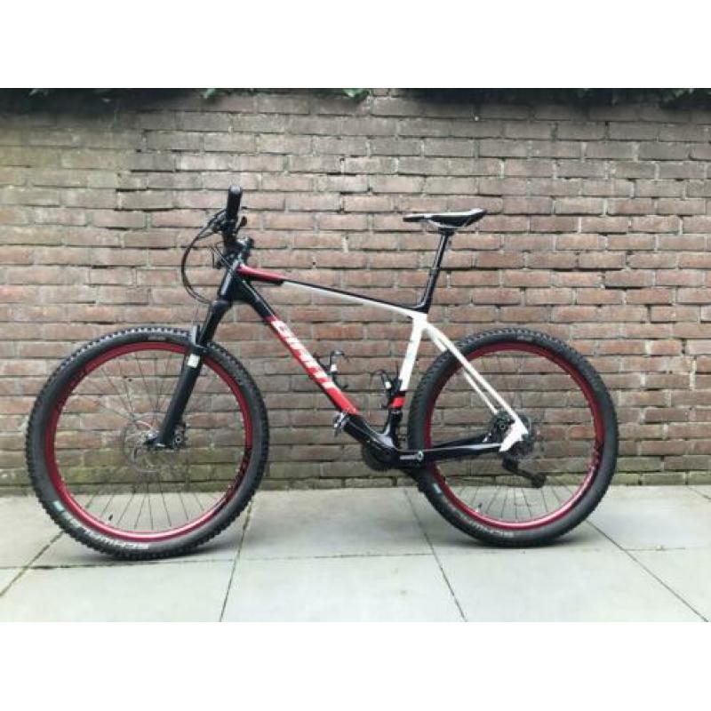 Giant XTC Carbon Custom (27.5)