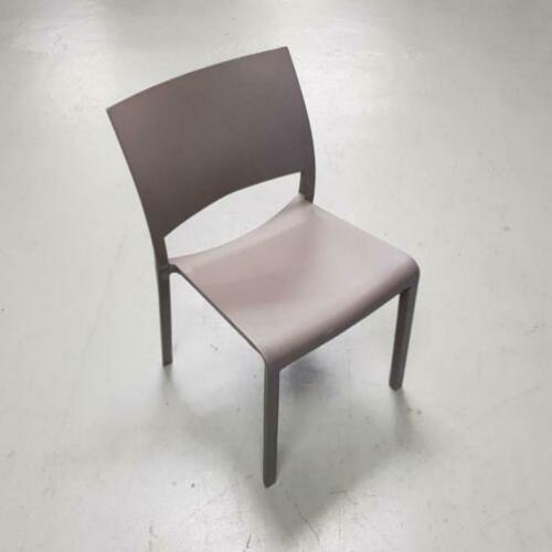 58 x Josep Llusca terrasstoelen, design stoel Dd Fiona. 772