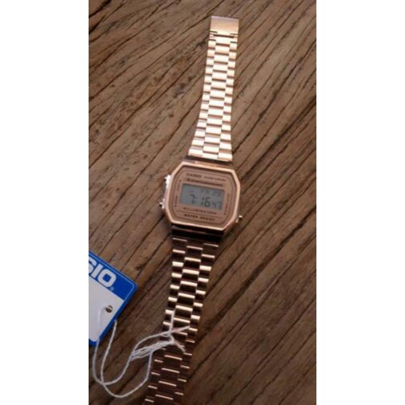 Casio retro horloge rose goud A168