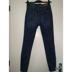 Super high waist skinny jeans maat 28