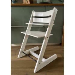 Mooie witte Stokke trip trap / tripp trapp stoel - opgeknapt
