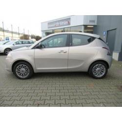 Lancia Ypsilon 0.9 TwinAir Platinum Automaat / Clima / Cruis
