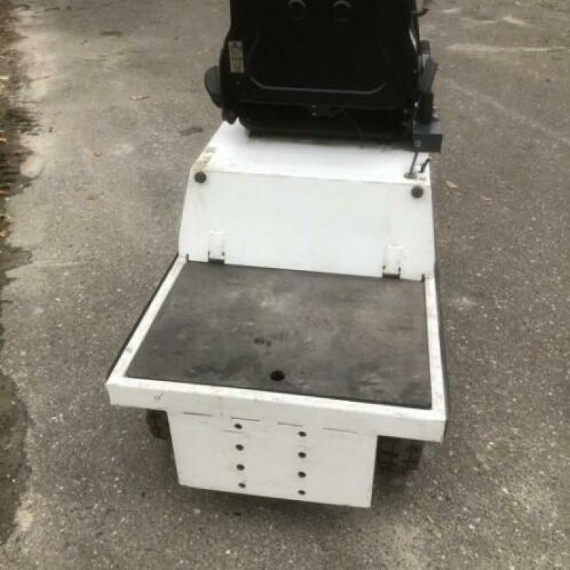 Electrotrekker HAKO slechts 64cm breed! hako trekker