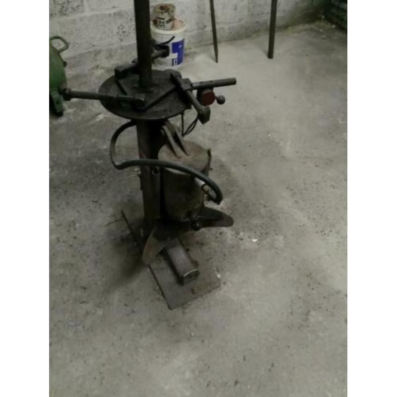 banden de en montage apparaat duqesne m34 handmatig