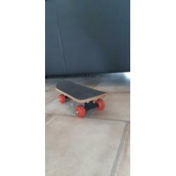 Skate board