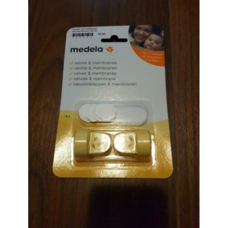 medela swing met nieuwe niet gebruikte toebehoren!