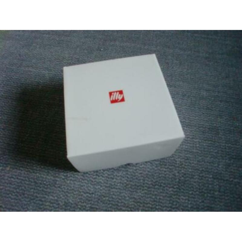 Twee Illy espresso kopjes