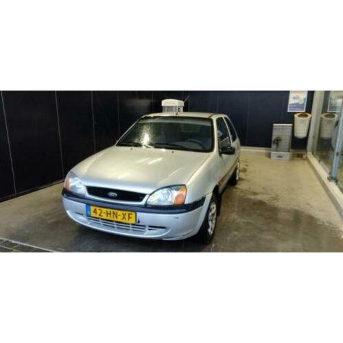 Ford Fiesta 1.3 I 3DR 2001 Grijs, weinig km, laswerk nodig