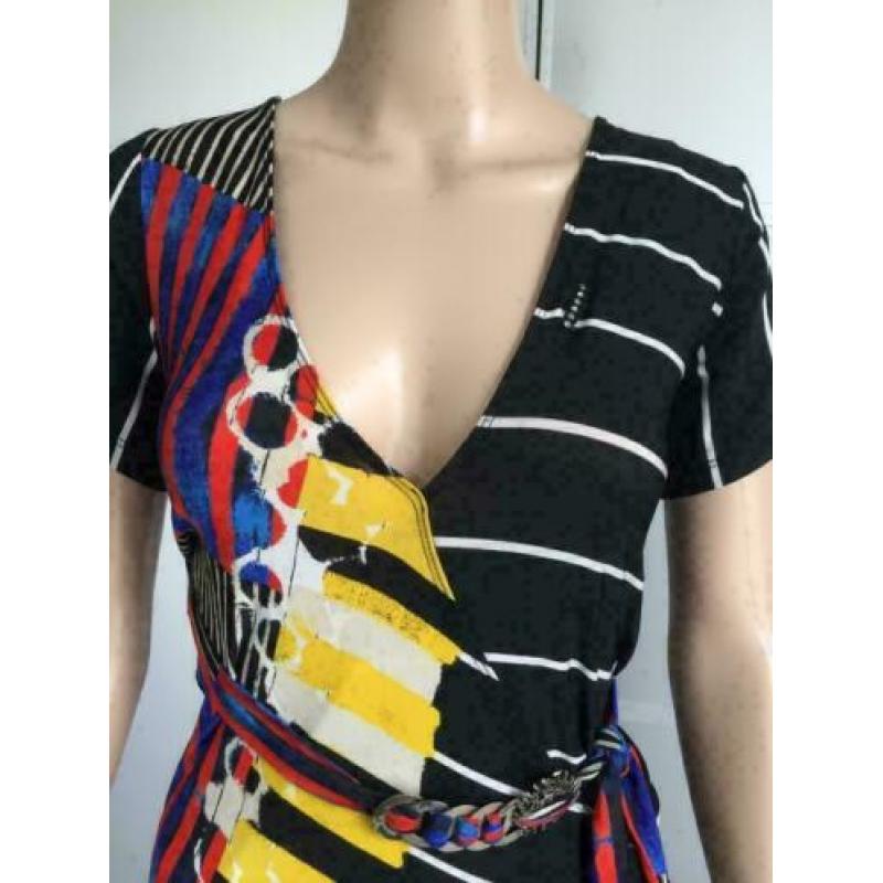 D760 Save the Queen maat S=36 top shirt blouse zwart/wit/bla