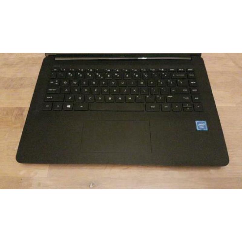 HP 14-bp000nd FHD SSD Windows 10 met garantie.