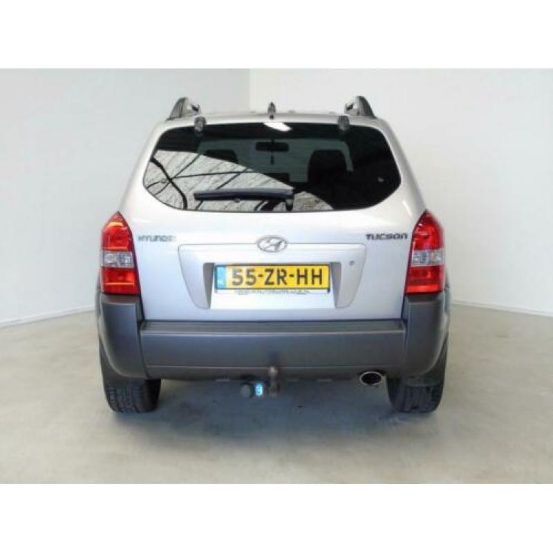 Hyundai Tucson 2.0i Active Trekhaak/2 velgsets