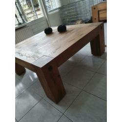 zwaar masieef grijs eikeen salontafel