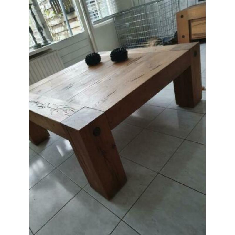 zwaar masieef grijs eikeen salontafel