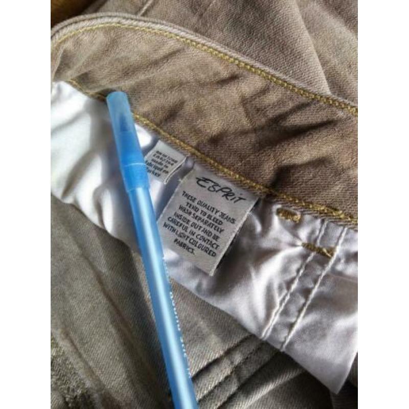 Stretch jeans rok van Esprit. Zandkleurig.