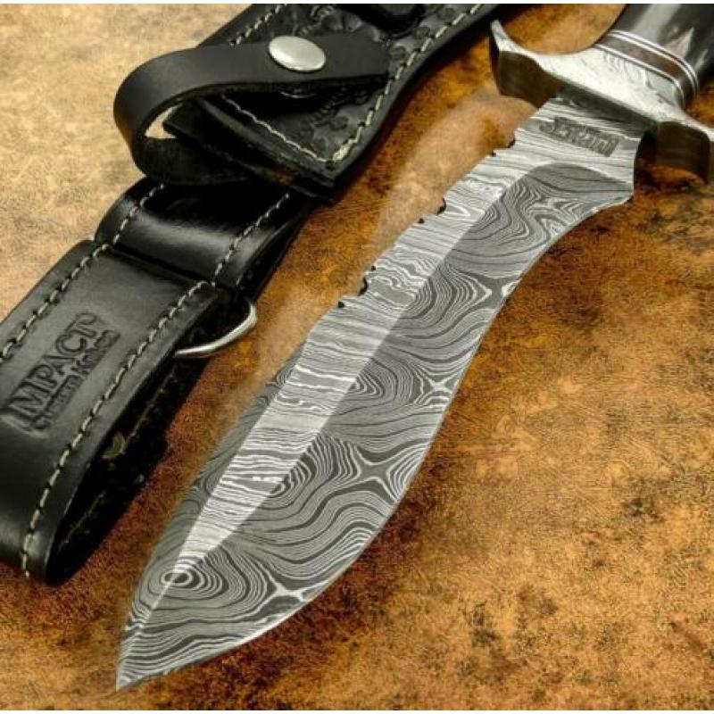 Damast bowie jachtmes, mooi handgemaakt mes UNIEK damascus