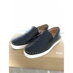 Louboutin slip on met studs maat 36