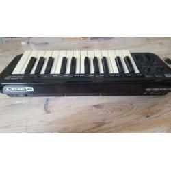 LINE 6 MOBILE KEYS 25 USB/MIDI keyboard ios