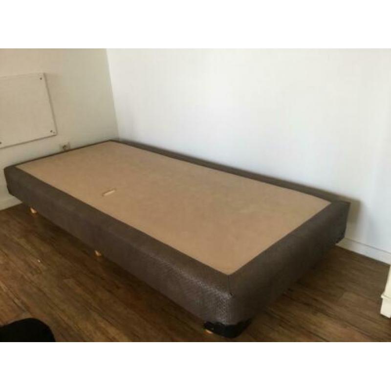 Bed/ boxspring 1 persoons