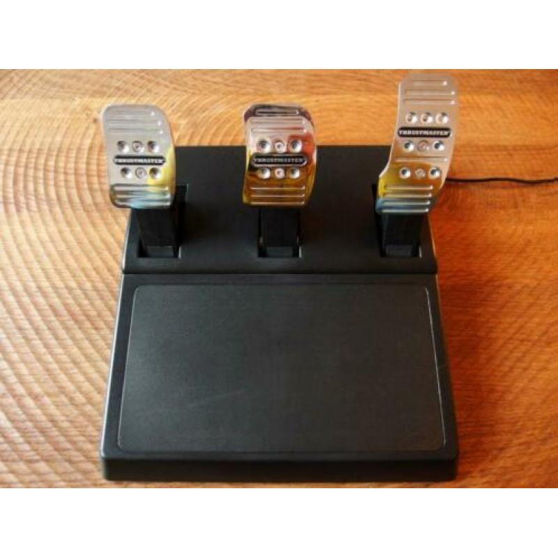 Thrustmaster TX Racing Wheel Leather Edition set / xbox pc