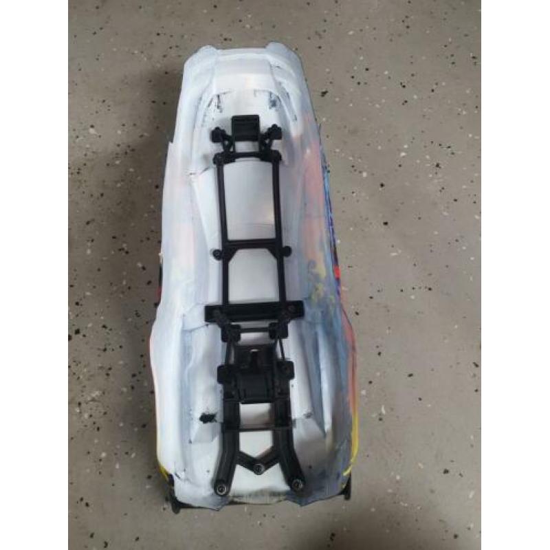 Traxxas Rustler 4x4 VXL (ZGAN!) Met upgrades!