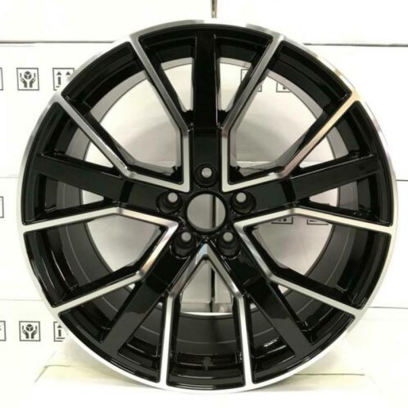 Nieuwe set 19'' audi RS6 velgen (O.A A5/A6)evt met banden