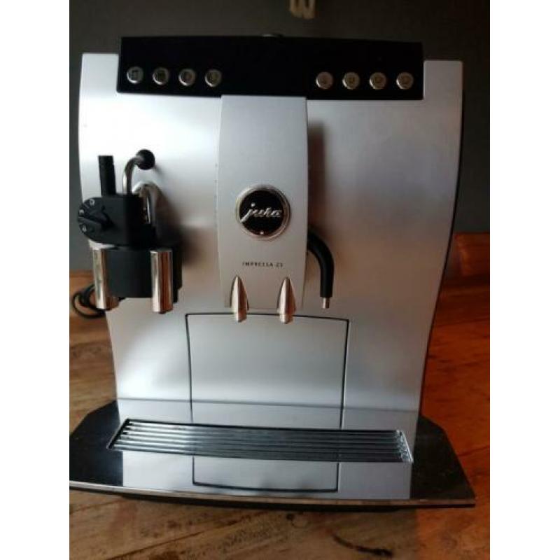 Jura z5 Second edition met garantie en nieuw onderhoud
