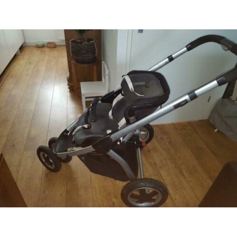 2 in1 Maxi Cosi, gebruikt voor en bij oma