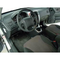 Hyundai Tucson 2.0i Active Trekhaak/2 velgsets