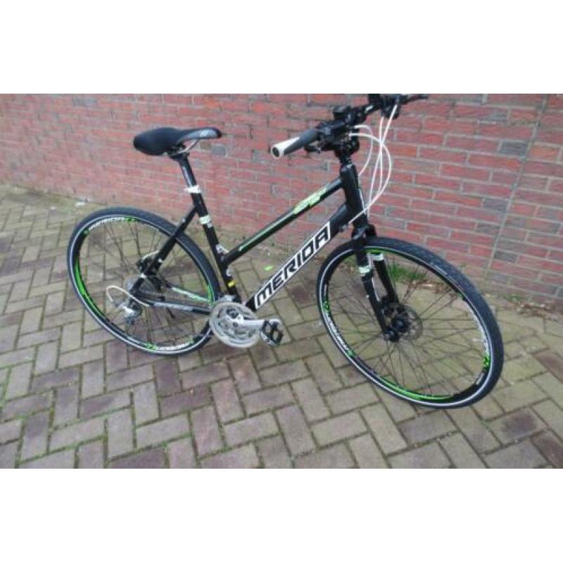 Merida Speeder t 2 met 27 versnellingen nu € 225,-