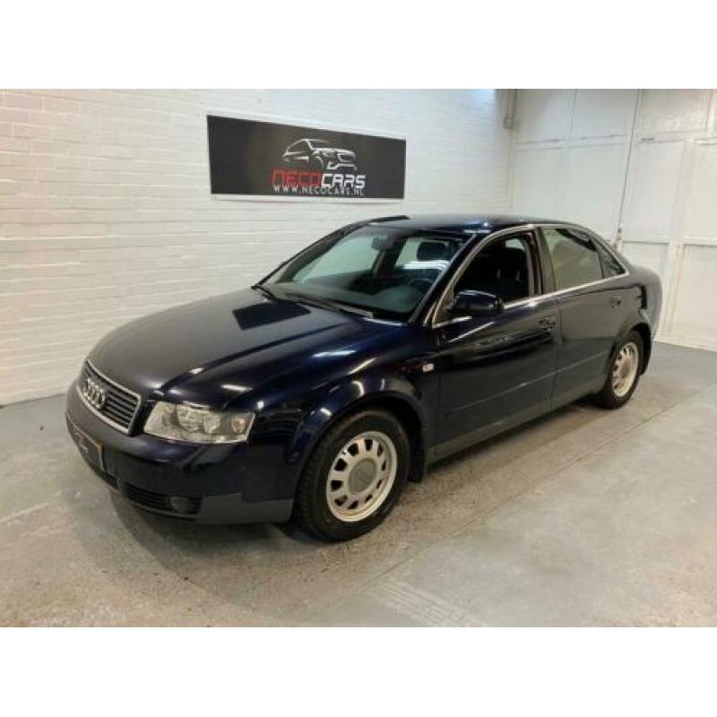 Audi A4 2.0 MT AUTOMAAT//RIJDT SCHAKELT GOED//GOED ONDERHOUD