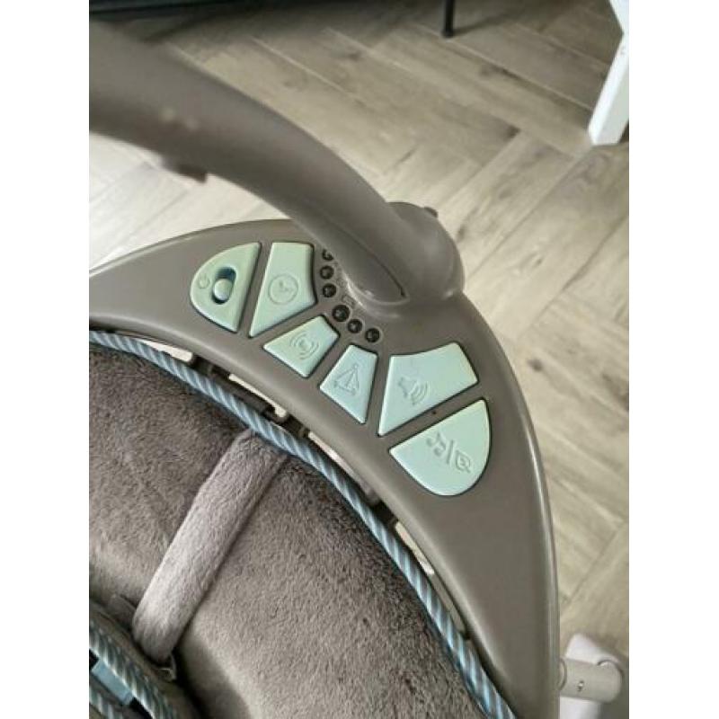 Heerlijke schommelstoel / babyswing Ingenuity