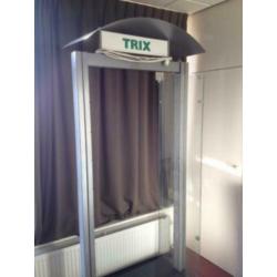 Vitrine Origineel Trix winkel interieur