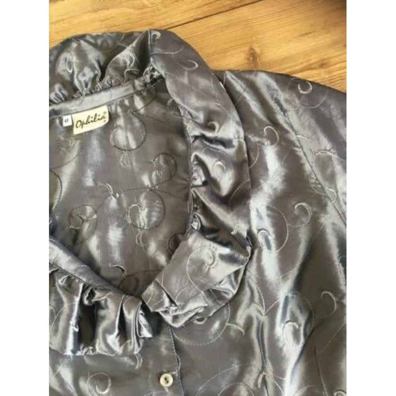 Blouse met leuke details grijs ophilia maat 48
