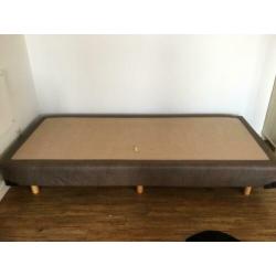 Bed/ boxspring 1 persoons