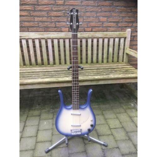 Danelectro longhorn bass