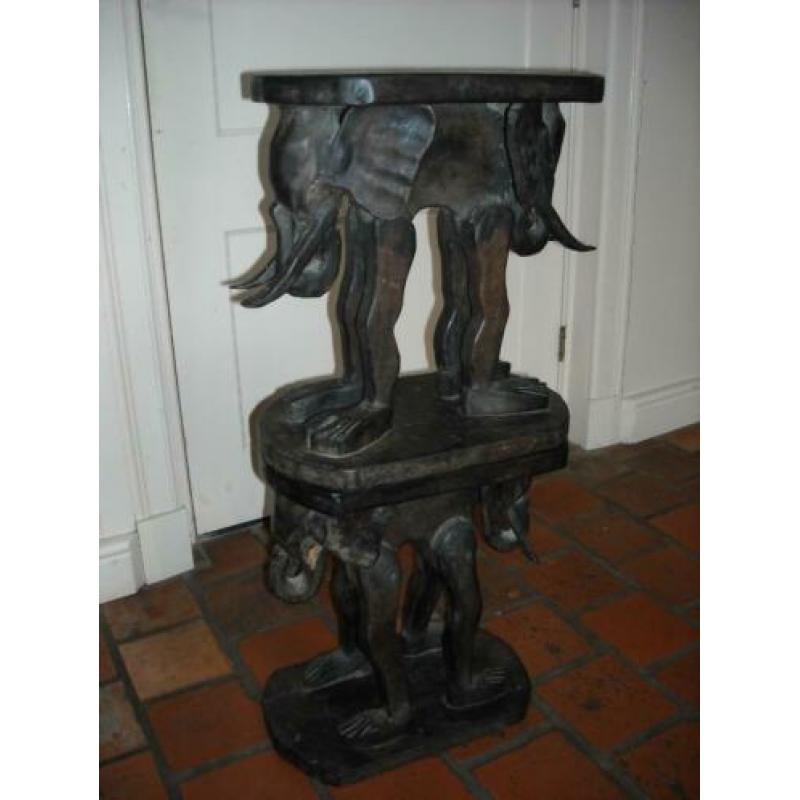 2 zwarte houten olifanten krukjes 40 x 42 x 24 cm